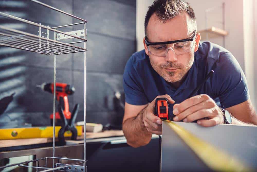 measuring granite countertop