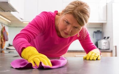 How to Remove Water Stains From Quartz Countertops