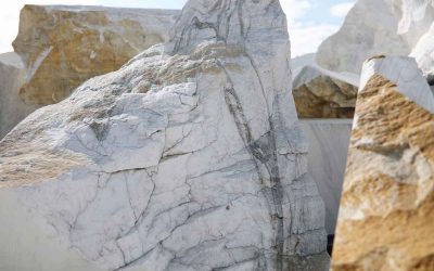 What Is Marble?  [Beginner Countertop Guide]